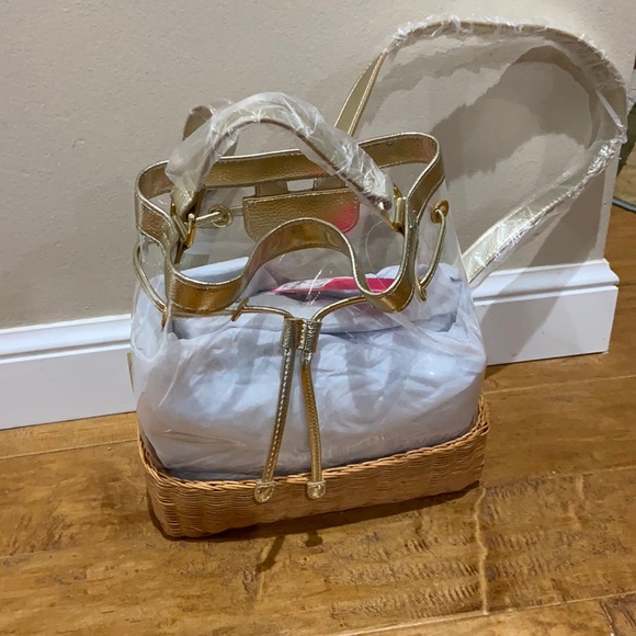 Lilly Pulitzer Handbags - Lilly Pulitzer Ellamae Backpack